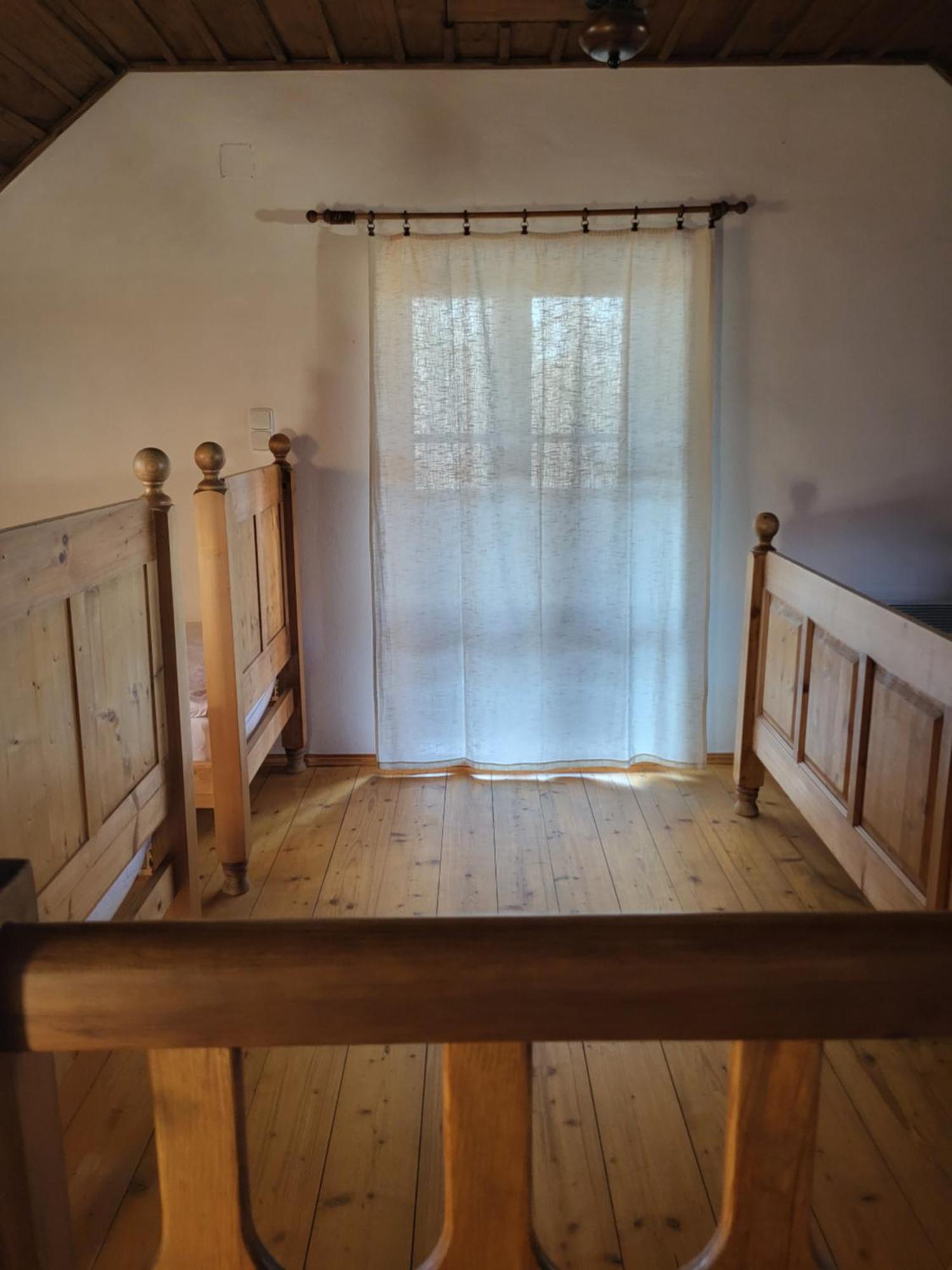 Apartmany Cerveny Dvur Chvalšiny Екстериор снимка