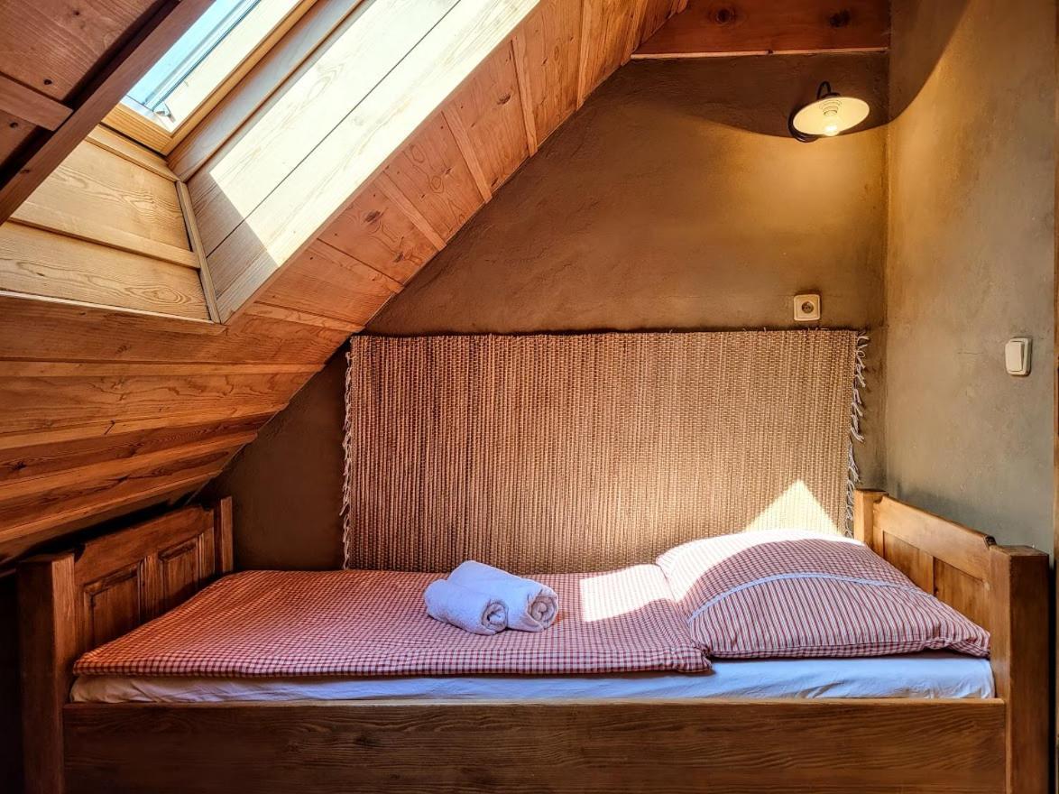 Apartmany Cerveny Dvur Chvalšiny Екстериор снимка